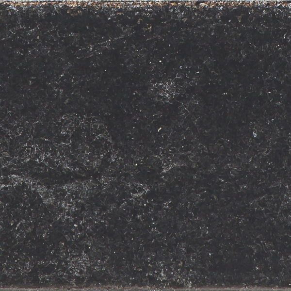 VIBRANT BLACK