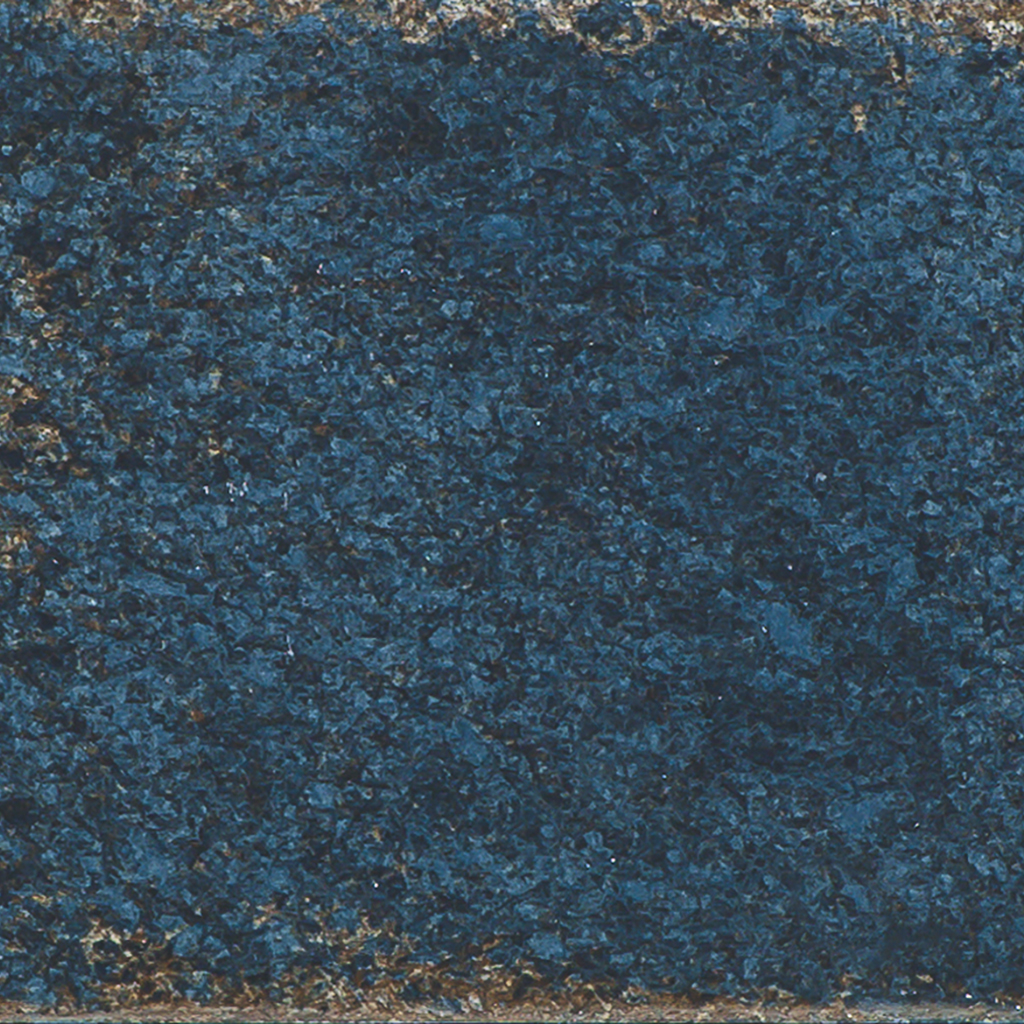 VIBRANT BLUE